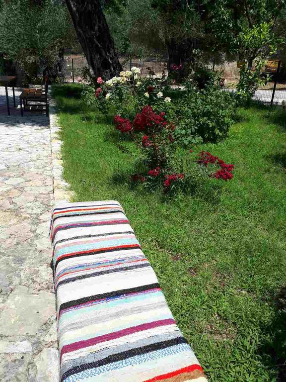Sivota Apartments Parthenia מראה חיצוני תמונה