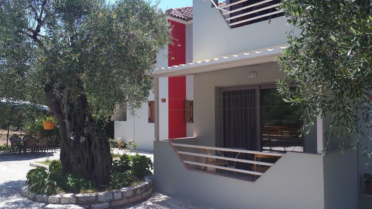 Sivota Apartments Parthenia מראה חיצוני תמונה
